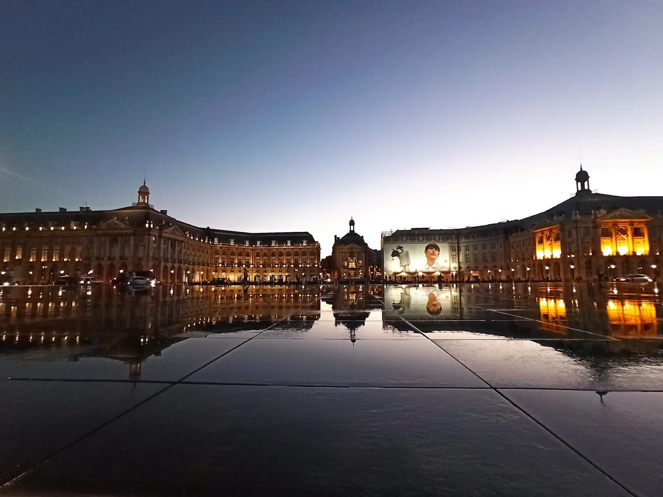 place de la bourse bordeaux immobilier