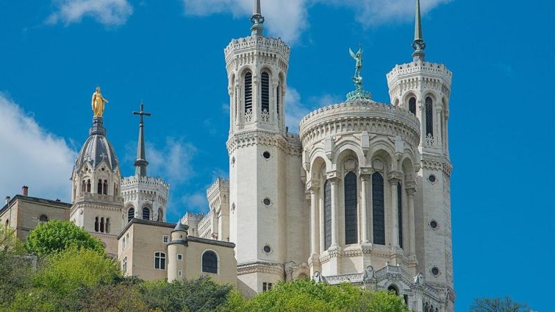 Étudier l’immobilier à Lyon : s’inspirer de Fourvière pour construire son avenir à l’ESPI Lyon