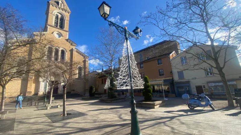 Montpinot le Bourg : et si votre avenir dans l&rsquo;immobilier commençait ici ?