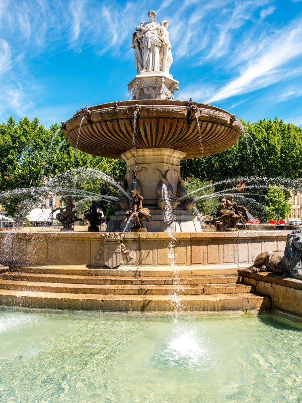 fountain in aix en provence